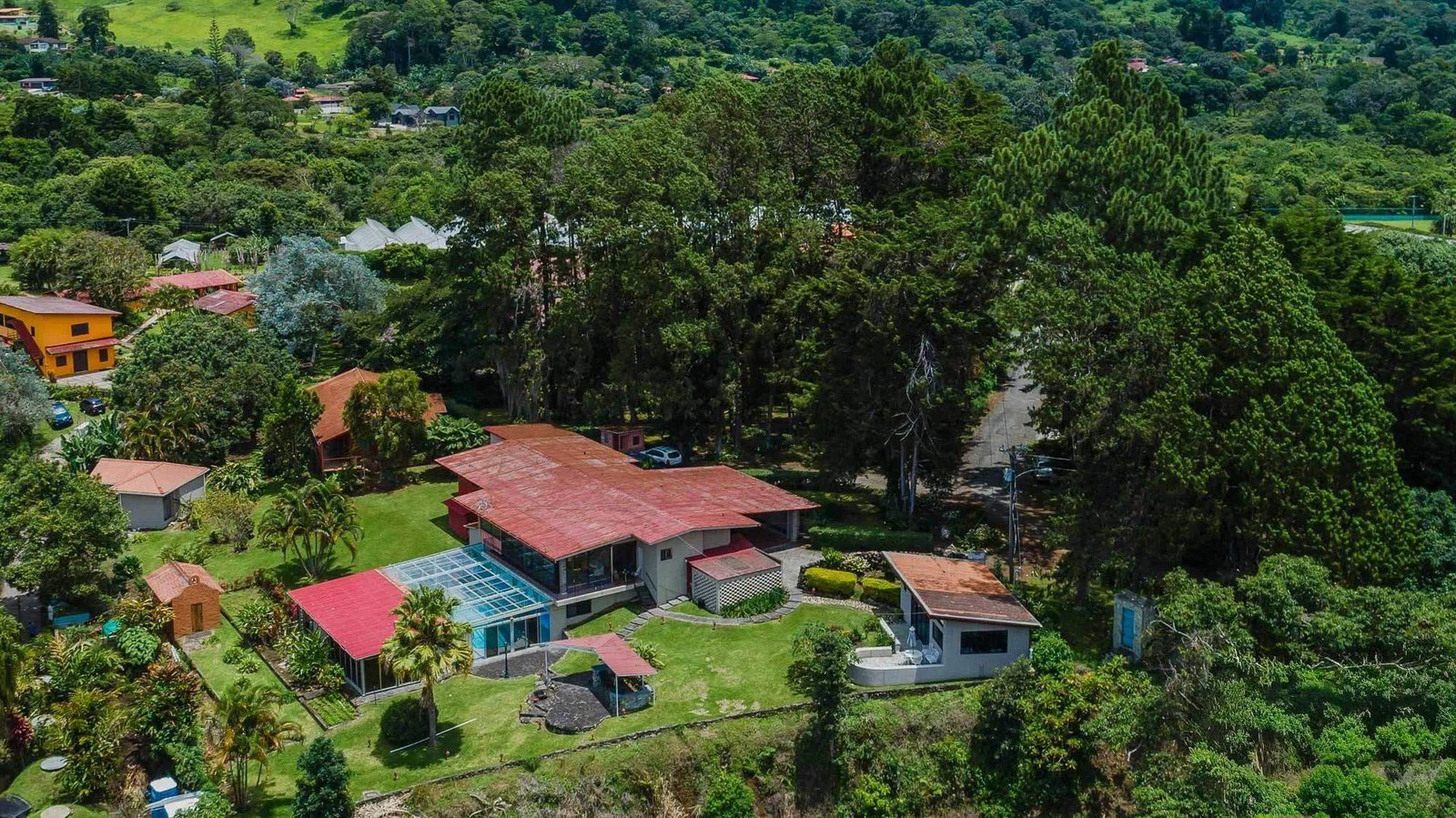 House and Hotel for sale