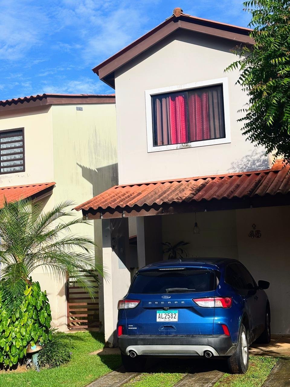 Alquiler en La Arboledas- Los Robles