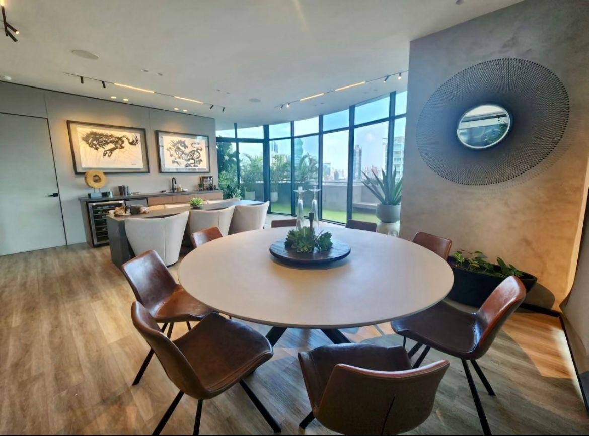 Gallery Image 6
