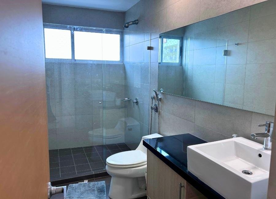 Gallery Image 18